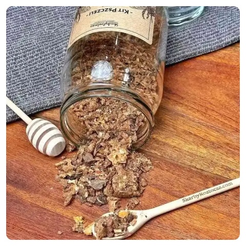 Propolis/ Kit pszczeli 2025 - 100g