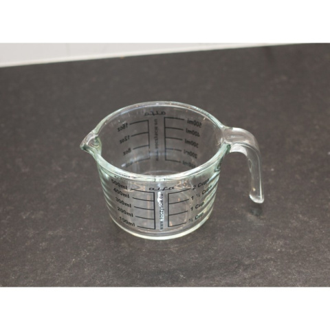 Wyciskarka AlfaPure biała + Naczynia szklane + Spirulina niebieska Wyciskarka AlfaPure biała + Naczynia szklane + Spirulina niebieska